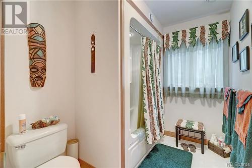 186 Milky Way Drive, Hanwell, NB - Indoor Photo Showing Bathroom