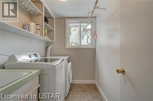 491 Lawson Road, London, ON - Indoor Photo Showing Laundry Room