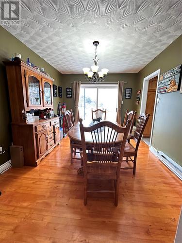 408 Creston Boulevard, Creston South, NL - Indoor Photo Showing Dining Room