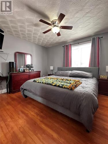 408 Creston Boulevard, Creston South, NL - Indoor Photo Showing Bedroom