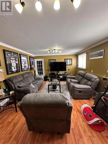 408 Creston Boulevard, Creston South, NL - Indoor Photo Showing Living Room