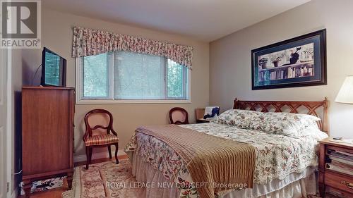 4352 Vivian Rd, Whitchurch-Stouffville, ON - Indoor Photo Showing Bedroom