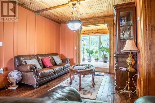 7342 Highway 535 N, Hagar, ON - Indoor Photo Showing Living Room