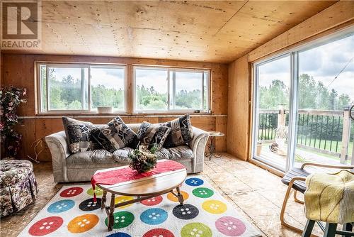 7342 Highway 535 N, Hagar, ON - Indoor Photo Showing Living Room