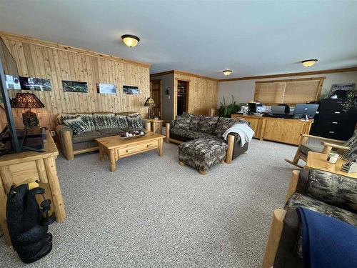 355 White Moose Road, Sioux Narrows, ON - Indoor