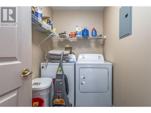 3850 Brown Road Unit# 102, West Kelowna, BC - Indoor Photo Showing Bathroom
