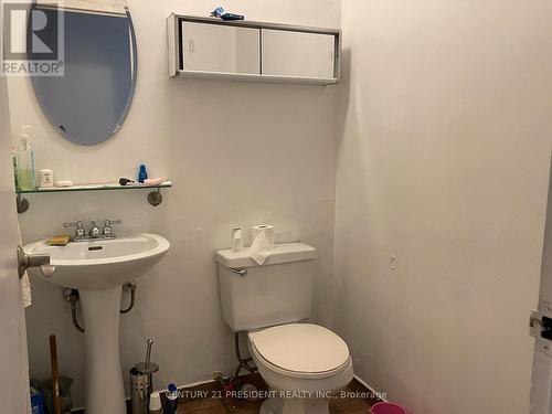 #17 -15 Albright Rd, Hamilton, ON - Indoor Photo Showing Bathroom