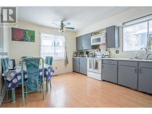 8029 Princeton Crescent, Prince George, BC - Indoor Photo Showing Kitchen With Double Sink