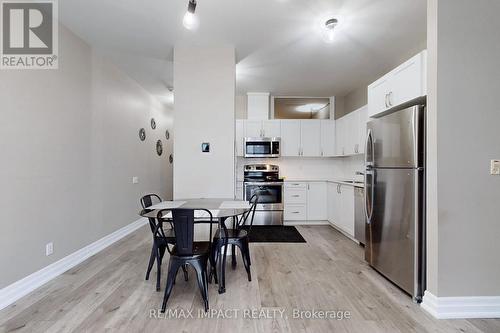 1001 - 44 Bond Street W, Oshawa, ON - Indoor Photo Showing Kitchen With Stainless Steel Kitchen