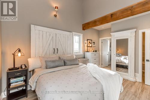 40 Balson Boulevard, Whitchurch-Stouffville, ON - Indoor Photo Showing Bedroom
