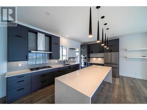 9723 Centrestone Drive, Lake Country, BC - Indoor Photo Showing Kitchen