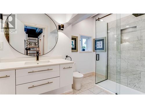 5555 Stubbs Road, Lake Country, BC - Indoor Photo Showing Bathroom