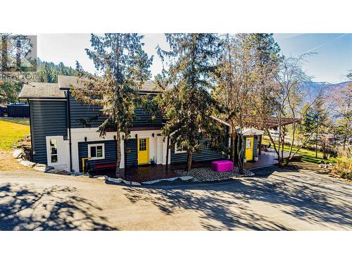5555 Stubbs Road, Lake Country, BC - Outdoor