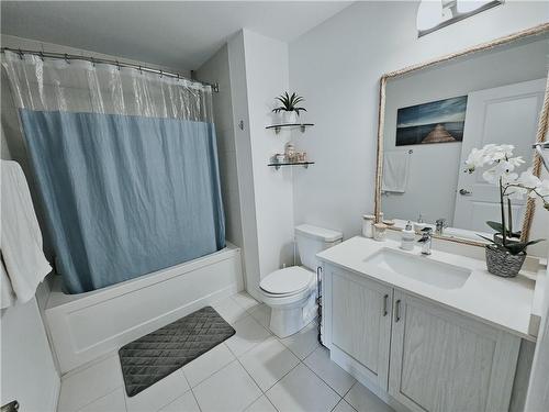 575 Woodward Avenue|Unit #84, Hamilton, ON - Indoor Photo Showing Bathroom