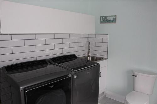 25 Park Street E, Hamilton, ON - Indoor Photo Showing Laundry Room