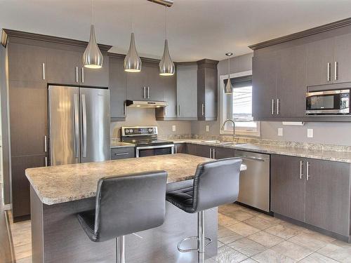 Cuisine - 9 Rue Therrien, Ville-Marie, QC - Indoor Photo Showing Kitchen With Upgraded Kitchen