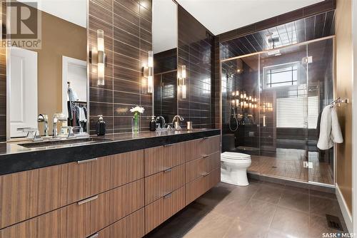 6106 Wascana Court, Regina, SK - Indoor Photo Showing Bathroom