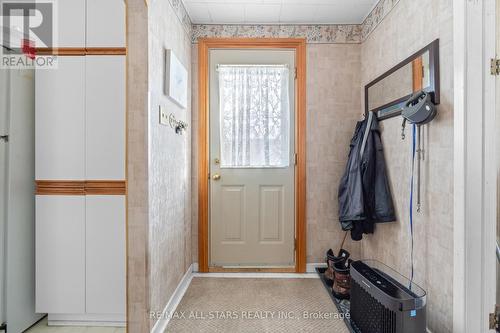 66 West St N, Kawartha Lakes, ON - Indoor Photo Showing Other Room