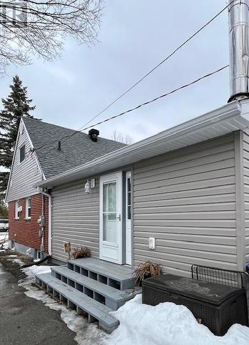 164 Axmith Ave, Elliot Lake, ON - Outdoor With Exterior