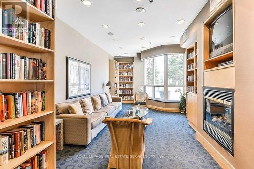 #Lph 8 -2111 Lake Shore Blvd  W, Toronto, ON - Indoor With Fireplace