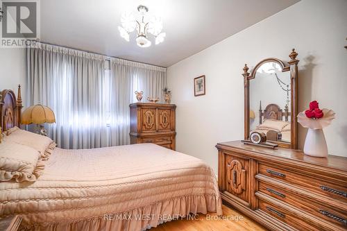6 Dalrymple Drive, Toronto, ON - Indoor Photo Showing Bedroom