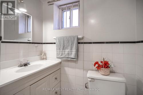 6 Dalrymple Drive, Toronto, ON - Indoor Photo Showing Bathroom