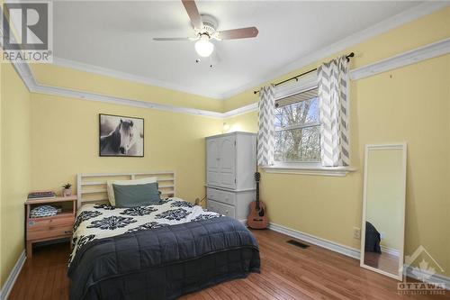 5448 North Drive, Ottawa, ON - Indoor Photo Showing Bedroom