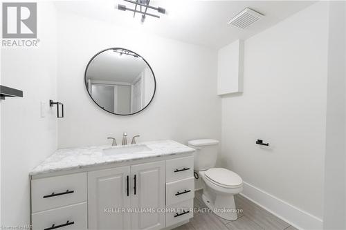 62 Bertie St, Fort Erie, ON - Indoor Photo Showing Bathroom