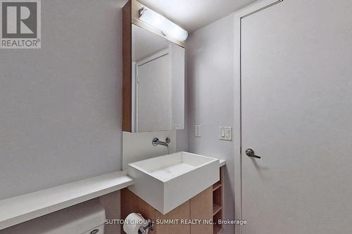 #1008 -11 Brunel Crt, Toronto, ON - Indoor Photo Showing Bathroom