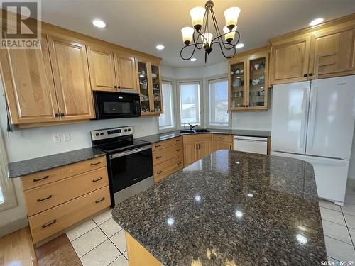 64 Parklane Drive, Yorkton, SK - Indoor Photo Showing Kitchen With Double Sink