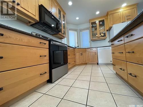 64 Parklane Drive, Yorkton, SK - Indoor Photo Showing Kitchen