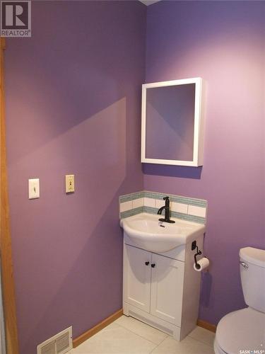 200 Freeman Street, Richmound, SK - Indoor Photo Showing Bathroom