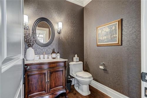 1043 Jerseyville Road W, Ancaster, ON - Indoor Photo Showing Bathroom