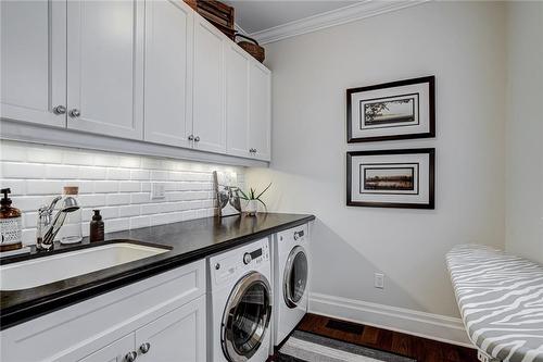 1043 Jerseyville Road W, Ancaster, ON - Indoor Photo Showing Laundry Room