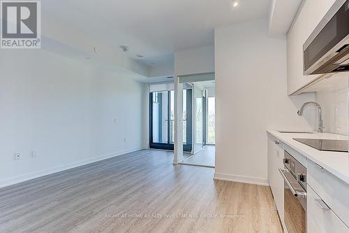 #418 -250 Lawrence Ave W, Toronto, ON - Indoor Photo Showing Kitchen