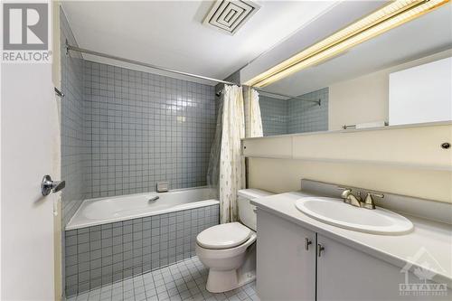 12 Clarence Street Unit#12, Ottawa, ON - Indoor Photo Showing Bathroom