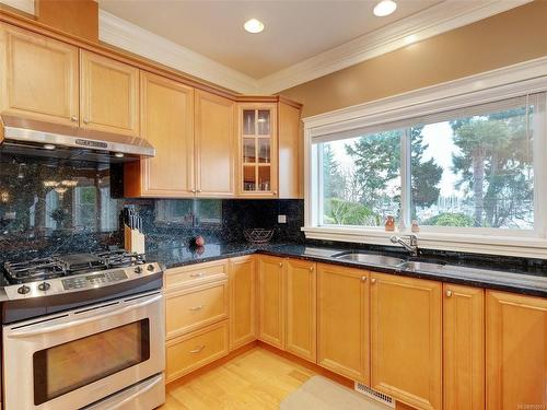 1935 Marina Way, North Saanich, BC - Indoor Photo Showing Kitchen With Double Sink