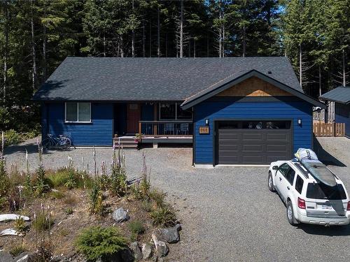 868 Elina Rd, Ucluelet, BC - Outdoor