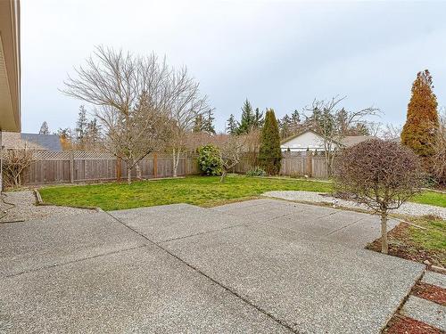 836 Mulholland Dr, Parksville, BC - Outdoor