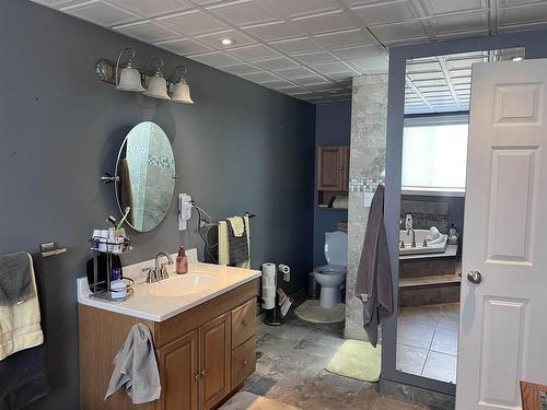 9 Bastedo Crescent, Marathon, ON - Indoor Photo Showing Bathroom