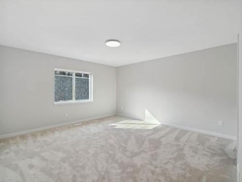 2109 Linfield Drive, Kamloops, BC - Indoor Photo Showing Other Room