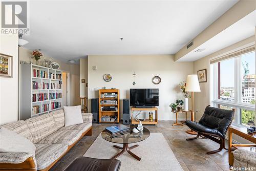1306 902 Spadina Crescent E, Saskatoon, SK - Indoor Photo Showing Living Room
