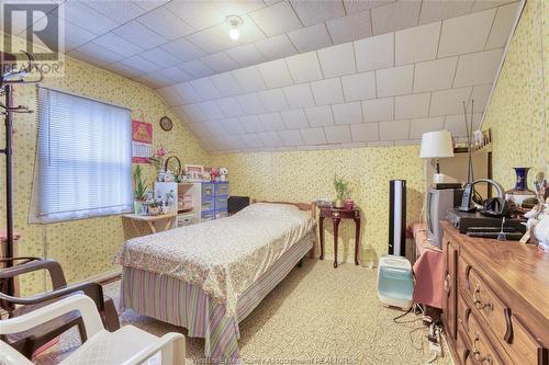 244-46 Simcoe, Amherstburg, ON - Indoor Photo Showing Bedroom