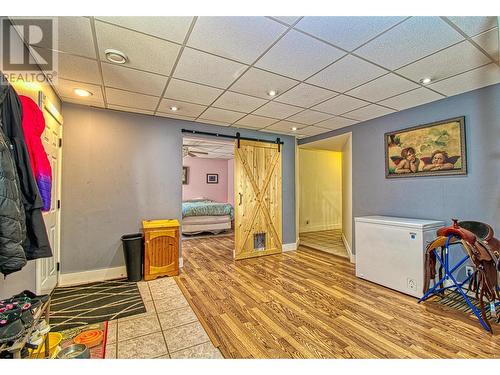 204 Crown Crescent, Vernon, BC - Indoor Photo Showing Other Room