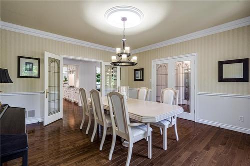 53 Ranch Road, Brantford, ON - Indoor Photo Showing Dining Room