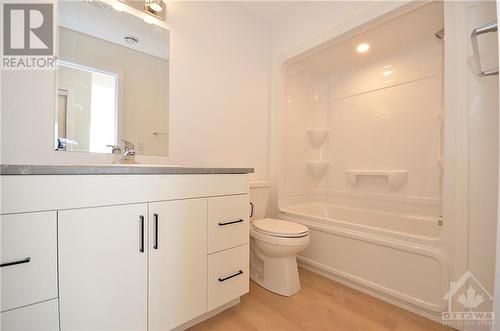 7 Maple Avenue Unit#306, Smiths Falls, ON - Indoor Photo Showing Bathroom
