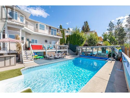 882 Toovey Road, Kelowna, BC - Outdoor With In Ground Pool