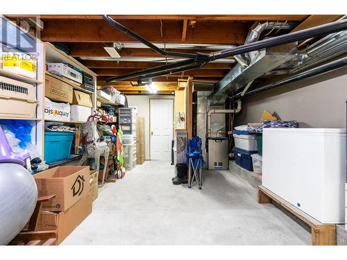 4003 Greaves Road, Eagle Bay, BC - Indoor Photo Showing Basement