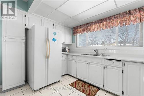 37 Varden Avenue, Barrie, ON - Indoor Photo Showing Kitchen With Double Sink