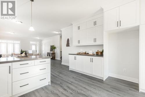 12 Natures Trail, Wasaga Beach, ON - Indoor Photo Showing Kitchen